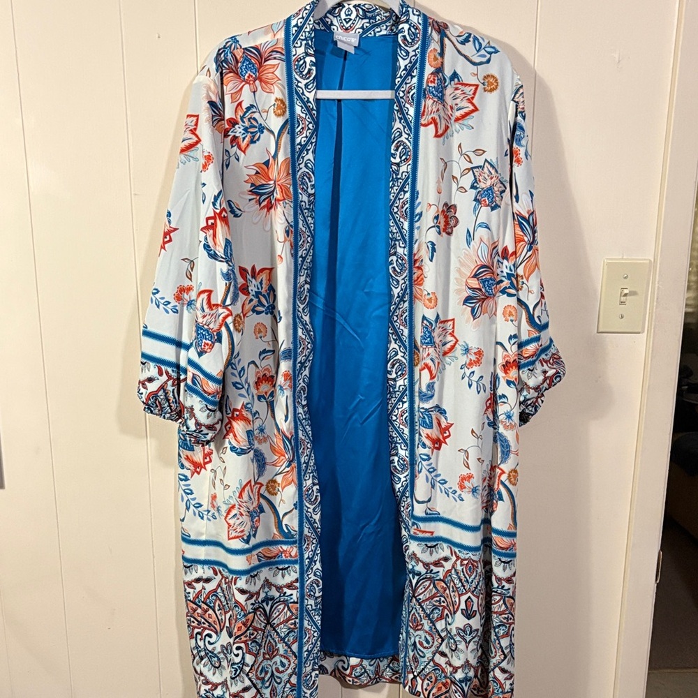 Chicos silk Floral Kimono with Blue Accents size 3